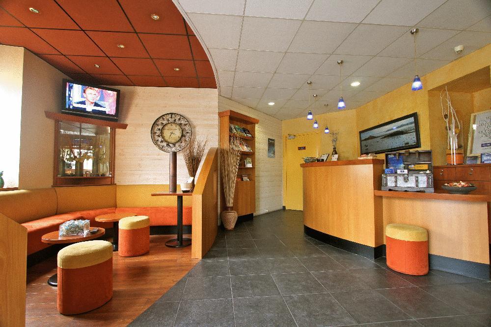 Kyriad Hotel Lamballe Exterior foto